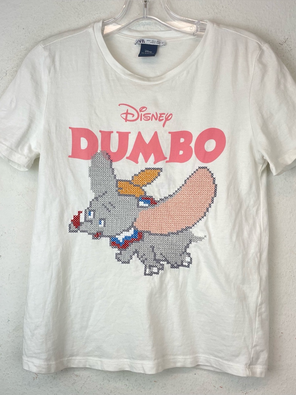 Zara White Women’s Dumbo Graphic Tee with Pink Logo Needlepoint size XS